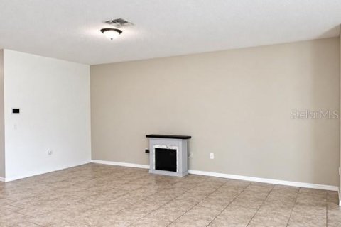 Villa ou maison à vendre à Kissimmee, Floride: 4 chambres, 189.33 m2 № 2395748 - photo 3