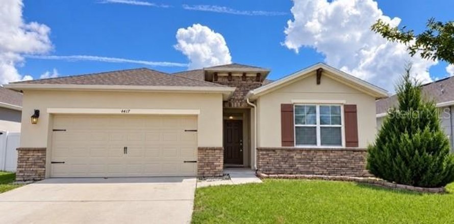 Villa ou maison à Kissimmee, Floride 4 chambres, 189.33 m2 № 2395748