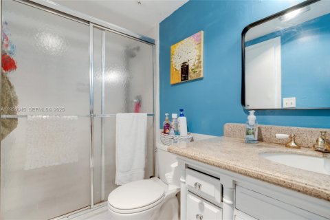 Снять в аренду кондоминиум в Дания-Бич, Флорида 2 спальни, 110.55м2, № 1989725 - фото 24