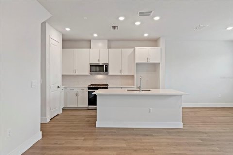 Adosado en alquiler en Sarasota, Florida, 3 dormitorios, 162.67 m2 № 1879376 - foto 6