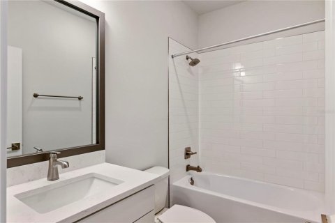 Adosado en alquiler en Sarasota, Florida, 3 dormitorios, 162.67 m2 № 1879376 - foto 16