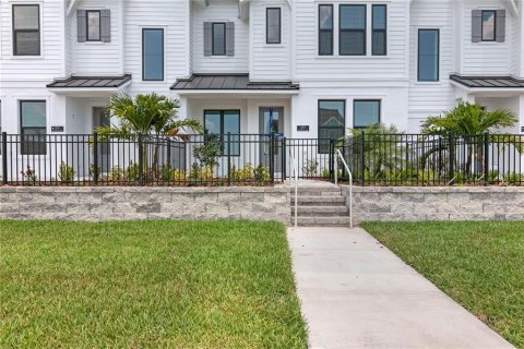 Adosado en alquiler en Sarasota, Florida, 3 dormitorios, 162.67 m2 № 1879376 - foto 2