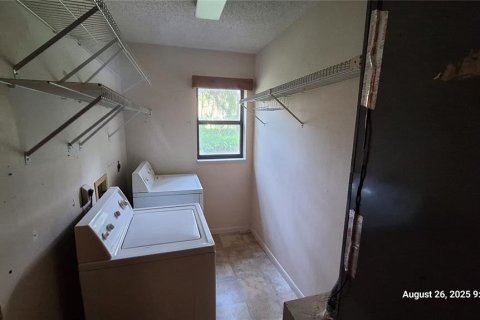 Villa ou maison à vendre à Dunnellon, Floride: 3 chambres, 144 m2 № 1911390 - photo 8