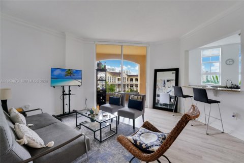 Condominio en venta en Aventura, Florida, 2 dormitorios, 124.77 m2 № 2153295 - foto 2