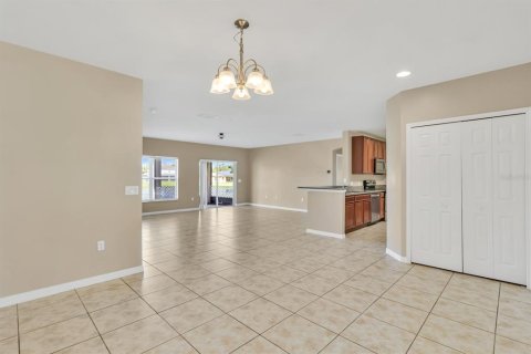 House in Kissimmee, Florida 4 bedrooms, 202.9 sq.m. № 1876364 - photo 29