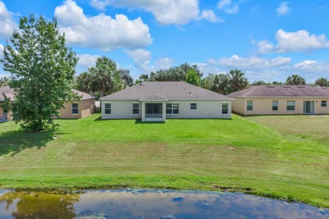 House in Kissimmee, Florida 4 bedrooms, 202.9 sq.m. № 1876364 - photo 9