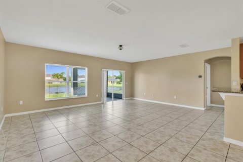 House in Kissimmee, Florida 4 bedrooms, 202.9 sq.m. № 1876364 - photo 24