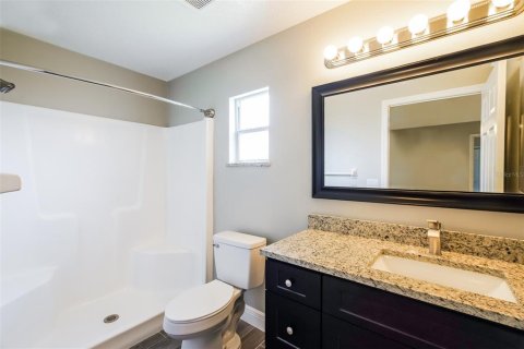 Villa ou maison à louer à Kissimmee, Floride: 3 chambres, 110.37 m2 № 2418926 - photo 9