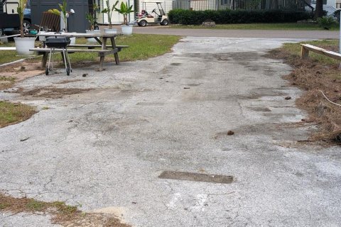 Terreno en venta en Fort MC Coy, Florida № 1434026 - foto 2