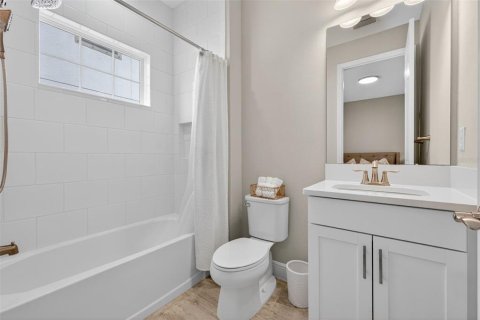 Casa en alquiler en Apollo Beach, Florida, 4 dormitorios, 193.61 m2 № 1900019 - foto 23