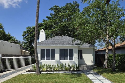 Commercial property in Miami, Florida 93.46 sq.m. № 1828943 - photo 3