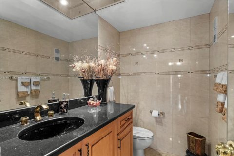 Condo in Aventura, Florida, 3 bedrooms  № 1935850 - photo 12