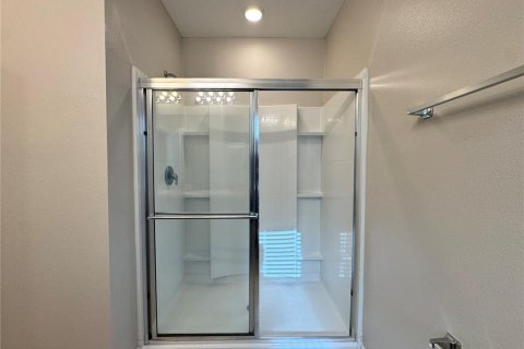 Casa en venta en Winter Haven, Florida, 4 dormitorios, 162.39 m2 № 1849504 - foto 16