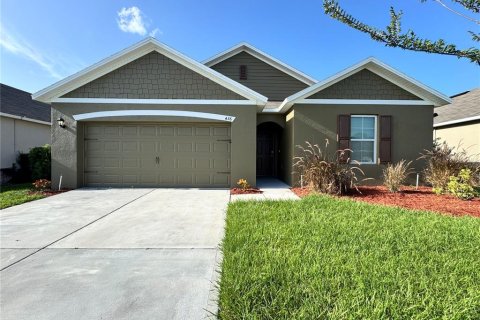 Casa en venta en Winter Haven, Florida, 4 dormitorios, 162.39 m2 № 1849504 - foto 1