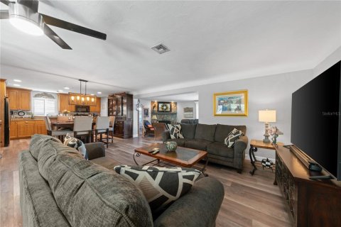 Villa ou maison à vendre à Saint Petersburg, Floride: 3 chambres, 192.49 m2 № 1885835 - photo 8