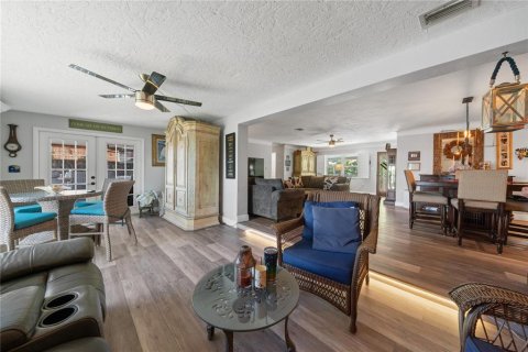 Villa ou maison à vendre à Saint Petersburg, Floride: 3 chambres, 192.49 m2 № 1885835 - photo 25