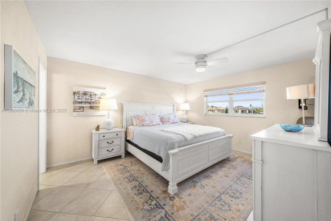 Condo in Pompano Beach, Florida, 2 bedrooms  № 1948144 - photo 21