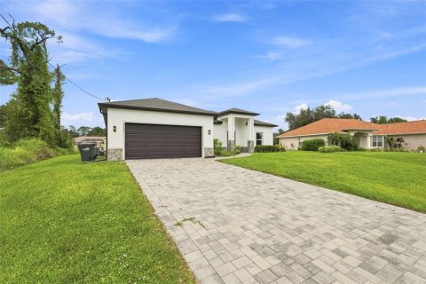 Купить виллу или дом в Норт-Порт, Флорида 4 комнаты, 136.38м2, № 2349322 - фото 2