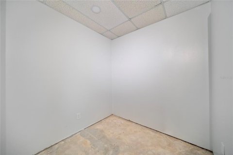 Immobilier commercial à vendre à New Port Richey, Floride: 325.16 m2 № 1636212 - photo 5