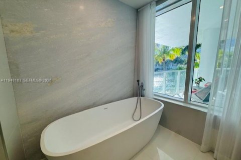 Condominio en venta en Miami Beach, Florida, 3 dormitorios № 2032835 - foto 20