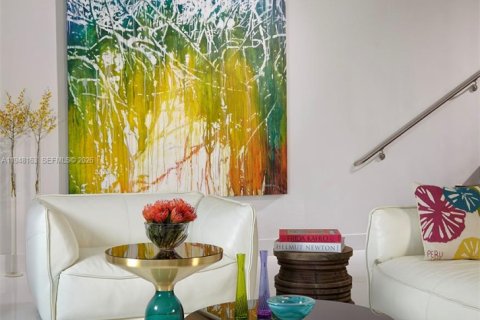 Condominio en venta en Miami Beach, Florida, 3 dormitorios № 2032835 - foto 8