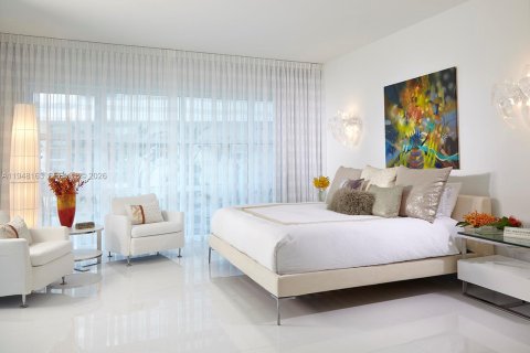 Condominio en venta en Miami Beach, Florida, 3 dormitorios № 2032835 - foto 16