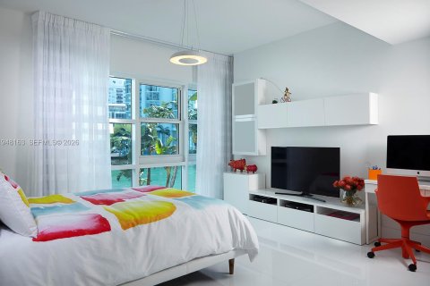 Condominio en venta en Miami Beach, Florida, 3 dormitorios № 2032835 - foto 25
