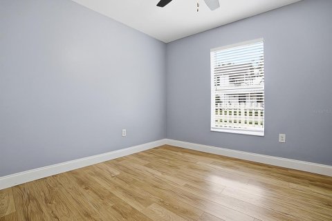 House in Orlando, Florida 3 bedrooms, 103.31 sq.m. № 2198920 - photo 19