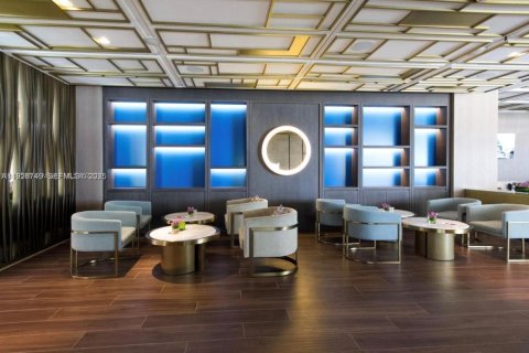 Condo in Miami Beach, Florida, 1 bedroom  № 2035422 - photo 26