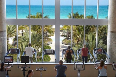 Condo in Miami Beach, Florida, 1 bedroom  № 2035422 - photo 21