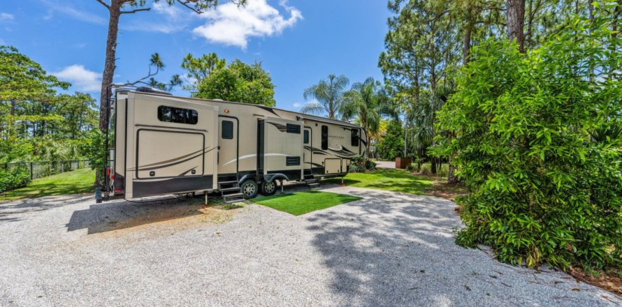 Villa ou maison à Jupiter, Floride 5 chambres, 580.64 m2 № 1189666
