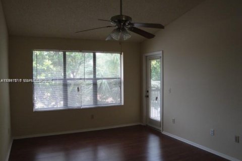 Copropriété à vendre à Pompano Beach, Floride: 1 chambre, 55.74 m2 № 2091361 - photo 6
