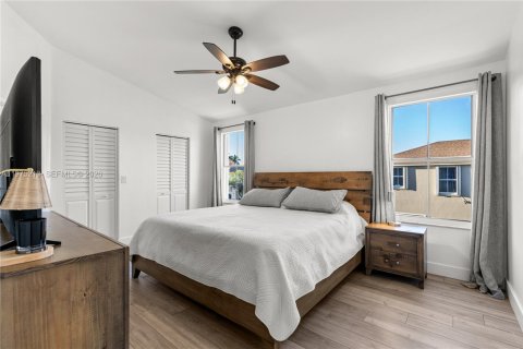 Villa ou maison à vendre à Pembroke Pines, Floride: 3 chambres, 191.1 m2 № 2036204 - photo 16