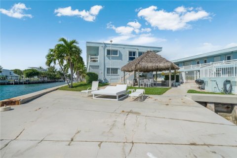 Condominio en venta en North Miami, Florida, 1 dormitorio, 57.6 m2 № 1934532 - foto 22