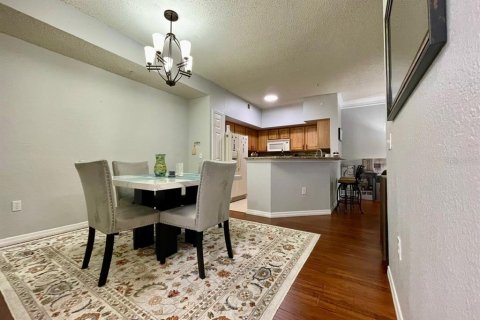 Condo in Orlando, Florida, 1 bedroom  № 1569235 - photo 14