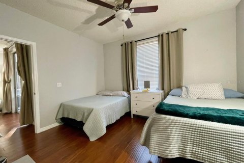 Condo in Orlando, Florida, 1 bedroom  № 1569235 - photo 11