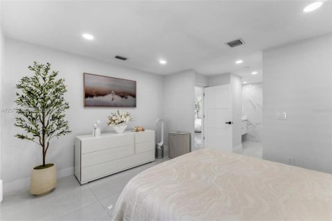 Copropriété à vendre à Miami, Floride: 2 chambres, 90.12 m2 № 2338958 - photo 8