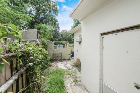 Immobilier commercial à vendre à Miami, Floride: 144 m2 № 2079046 - photo 26