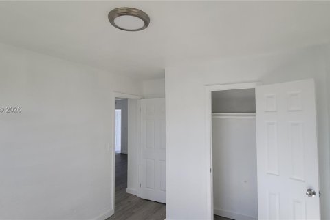 Apartamento en alquiler en Miami, Florida, 2 dormitorios, 78.97 m2 № 2153165 - foto 6