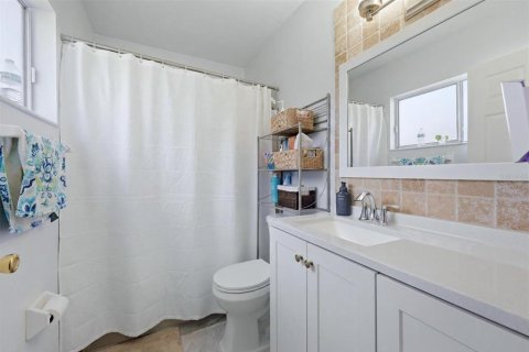 Villa ou maison à vendre à North Port, Floride: 3 chambres, 127.83 m2 № 2150337 - photo 21