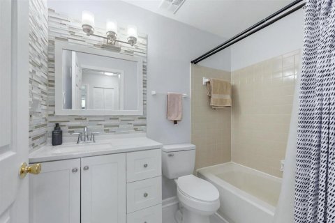 Villa ou maison à vendre à North Port, Floride: 3 chambres, 127.83 m2 № 2150337 - photo 22