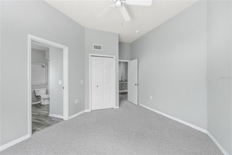 Copropriété à louer à Sarasota, Floride: 2 chambres, 119.75 m2 № 2093428 - photo 18