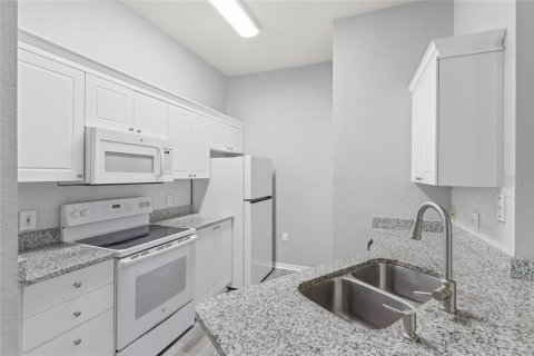Copropriété à louer à Sarasota, Floride: 2 chambres, 119.75 m2 № 2093428 - photo 9