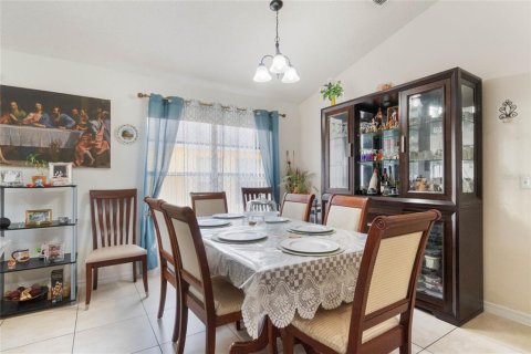 Villa ou maison à vendre à Davenport, Floride: 4 chambres, 166.85 m2 № 1617999 - photo 5