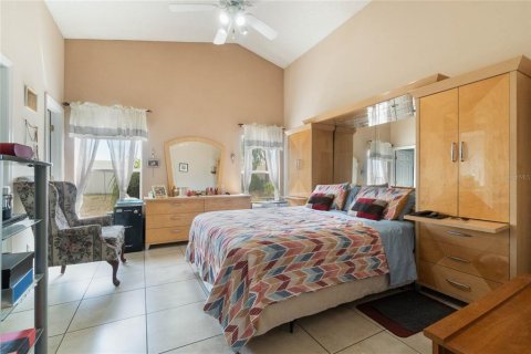 Villa ou maison à vendre à Davenport, Floride: 4 chambres, 166.85 m2 № 1617999 - photo 10