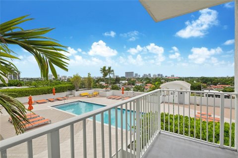 Copropriété à louer à Miami, Floride: 2 chambres, 105.35 m2 № 2281880 - photo 2
