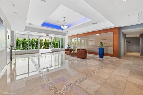 Copropriété à louer à Miami, Floride: 2 chambres, 105.35 m2 № 2281880 - photo 16