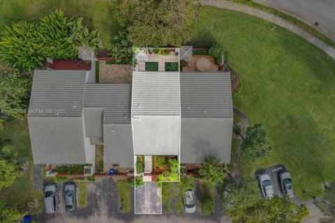 Adosado en venta en Hollywood, Florida, 3 dormitorios, 152.36 m2 № 1992328 - foto 28