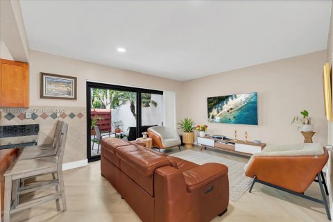 Adosado en venta en Hollywood, Florida, 3 dormitorios, 152.36 m2 № 1992328 - foto 11