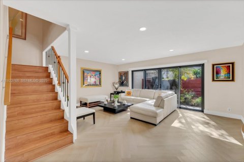 Adosado en venta en Hollywood, Florida, 3 dormitorios, 152.36 m2 № 1992328 - foto 13